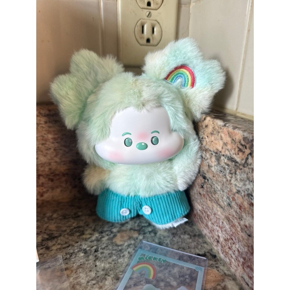 Authentic Head in the Clouds Mickey Blind Box "Leisure Rainbow"